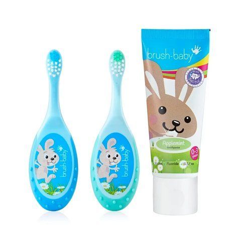 Зубна щітка FlossBrush&trade; Baby Bristles (0-3 роки) подвійна упаковка синього та бірюзового кольору з дитячою зубною пастою з яблучно 3560737378 фото